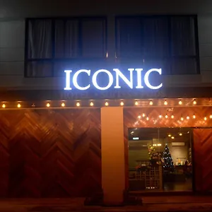 Iconic & Pods Hotel