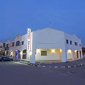 Thanks Motel Parit Buntar